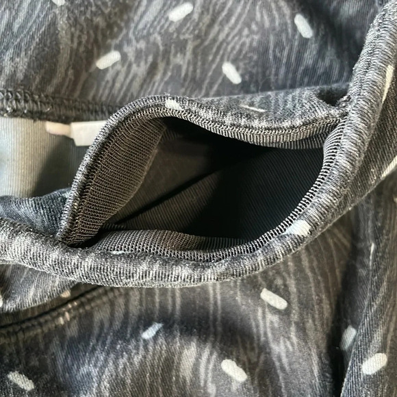 Nike Dri-Fit black with white leggings with reflectors size xs - Picture 5 of 12